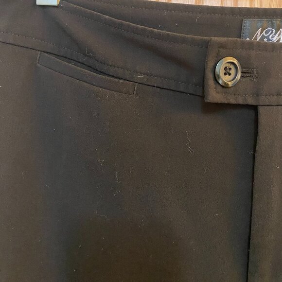 Black "NYDJ" dress pants. size 12 - Picture 4 of 9